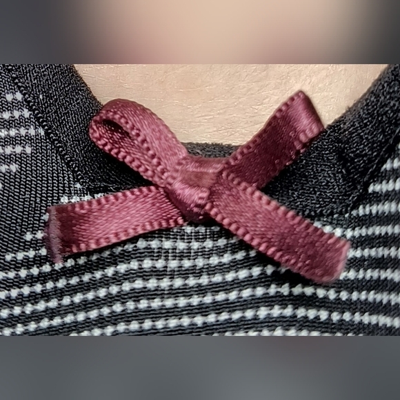 Cacique Black/White Smooth Balconette Underwire Bra with Lace Overlay 38DD - Picture 4 of 7